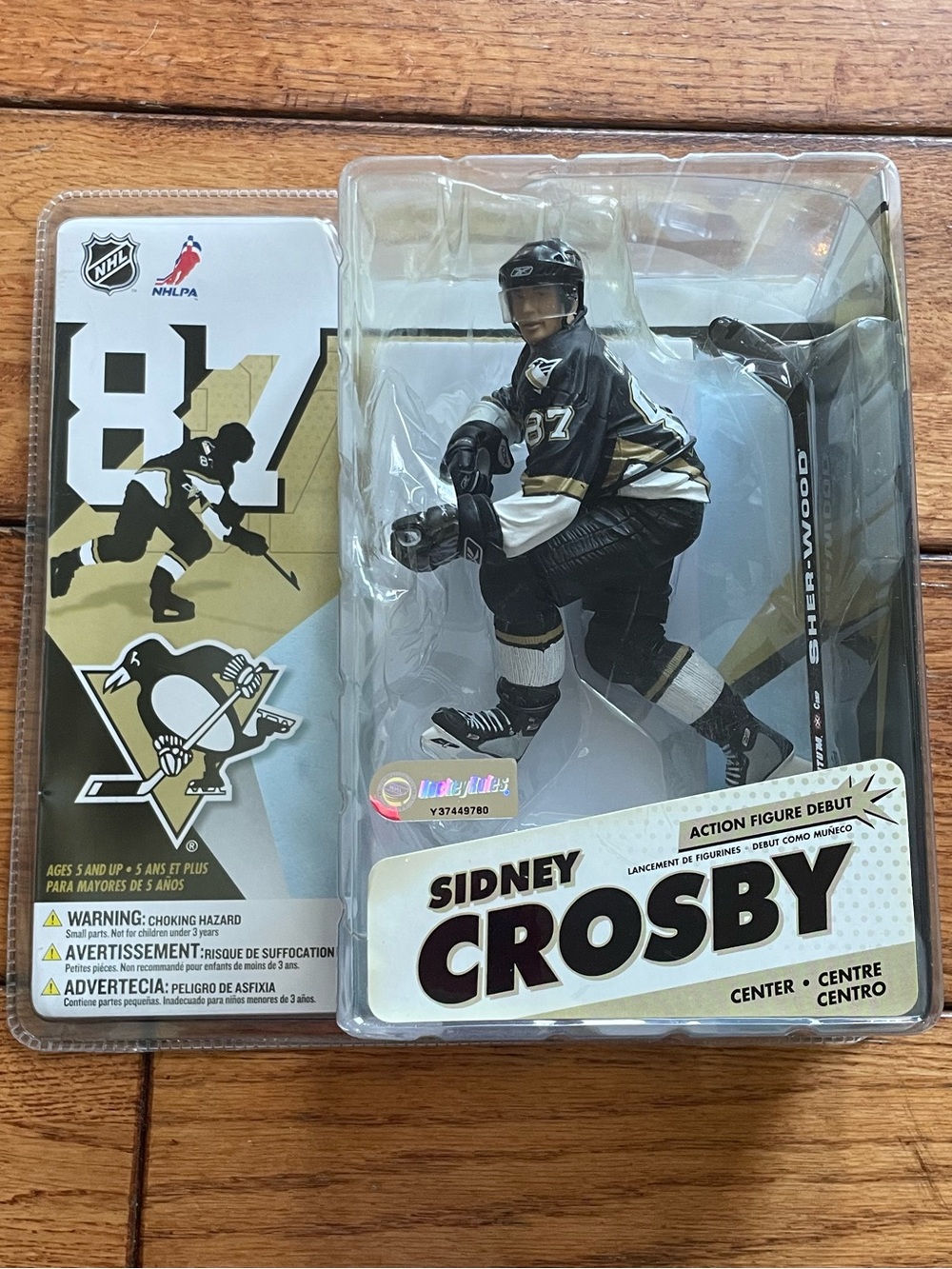 Sidney Crosby Action Figure - Black & Gold Team Colors - NHL Licensed